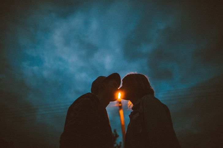 6 Signs of a Soul Mate: How to Know When You Meet the One
