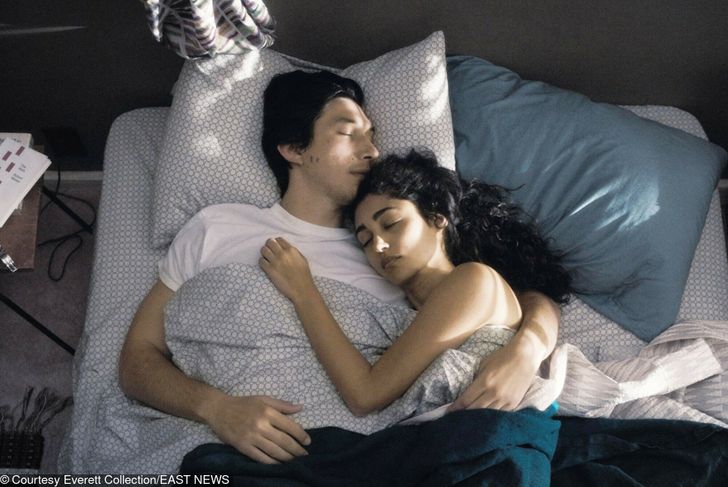 According to a Study Why Couples Should Go to Bed at the Same Time