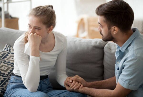 Subtle Ways Most Men Apologize to Their Partner
